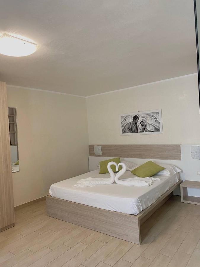 Viola Apartment Porto Cesareo Bagian luar foto