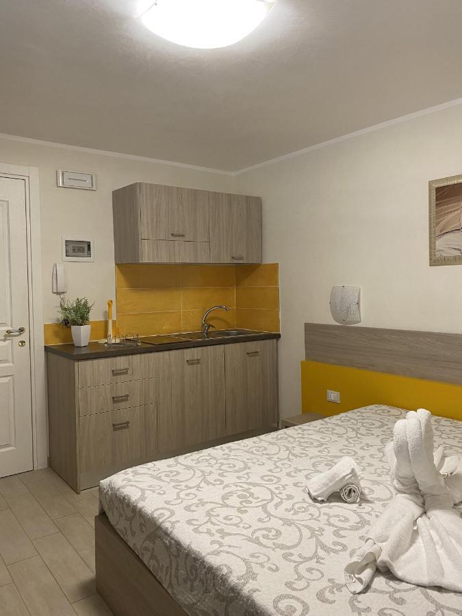 Viola Apartment Porto Cesareo Bagian luar foto